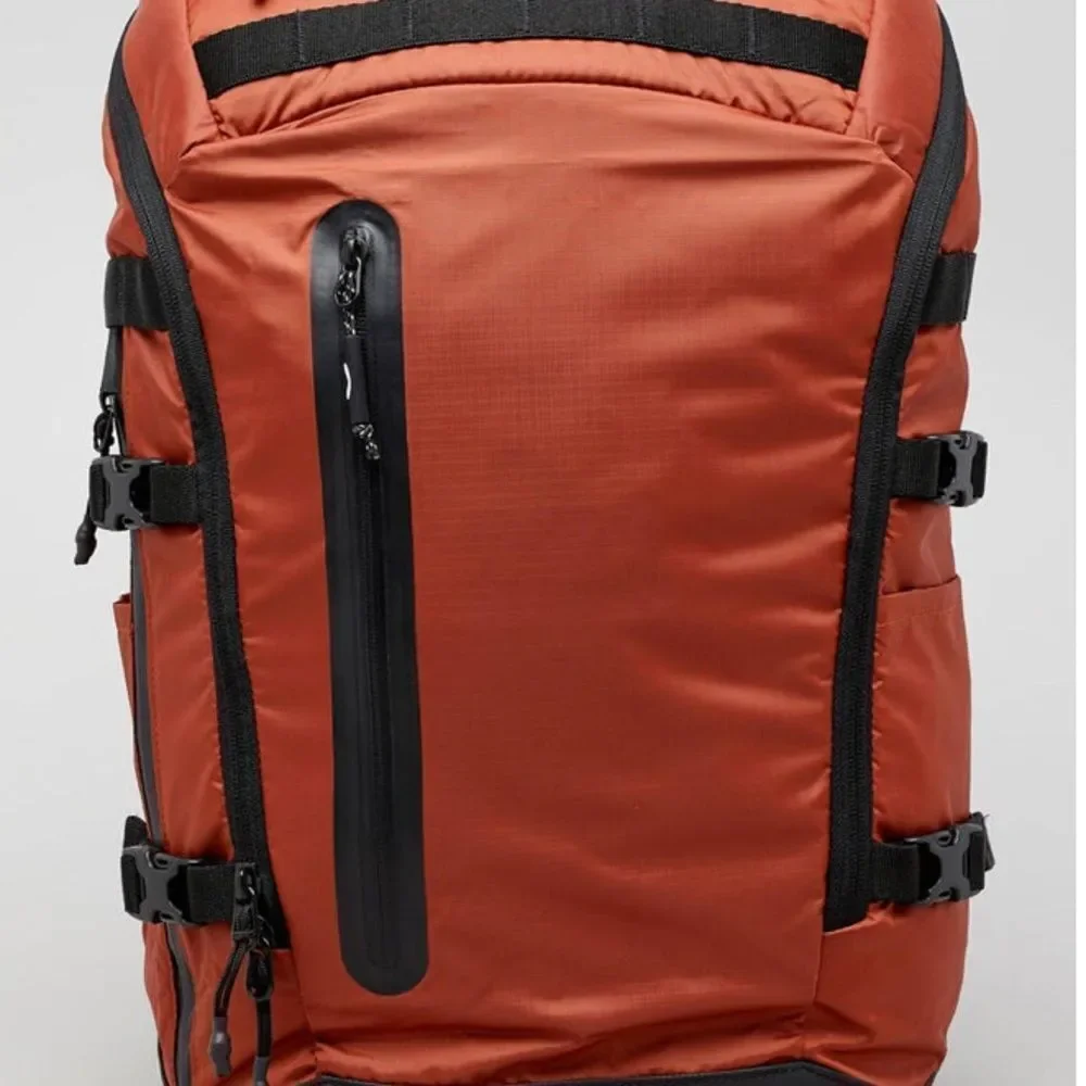 Oakley Outdoor Backpack Brick